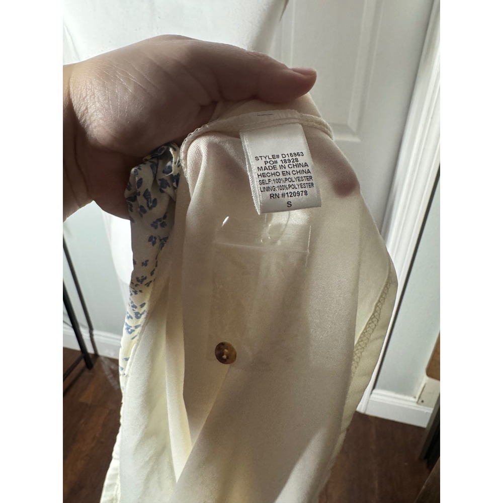 Entro Smocked Waist Floral Mini Dress S Cream Blue Good Ruffle Tiered - Picture 8 of 8